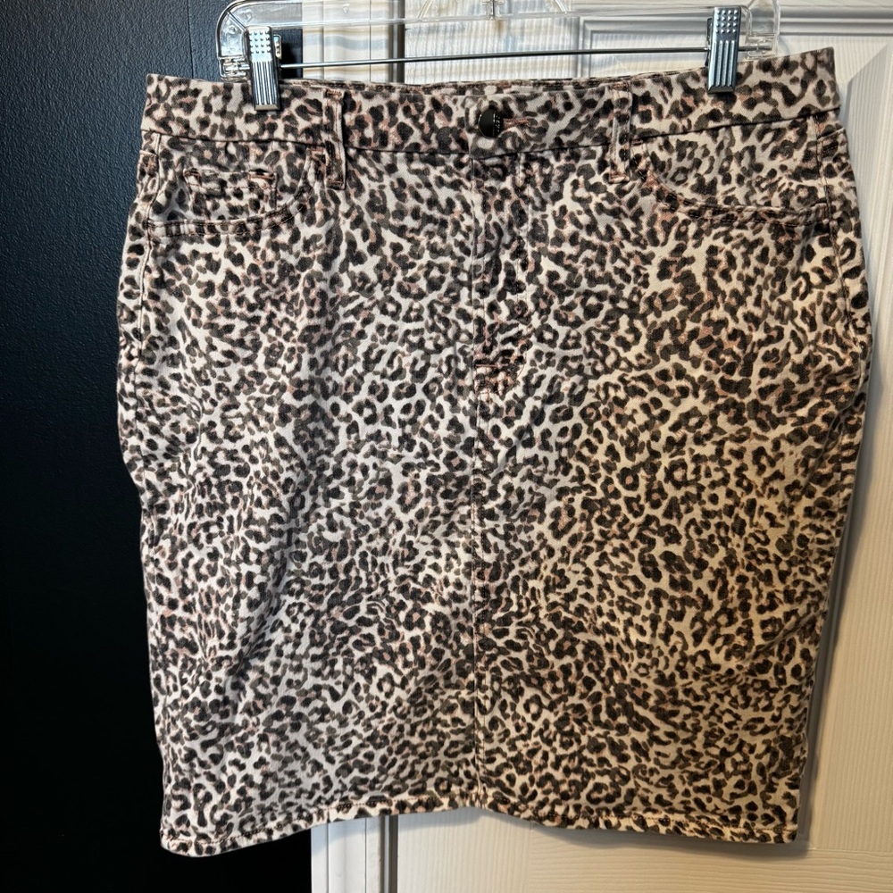 Jen 7 by 7 for all mankind Leopard Print Pencil Skirt